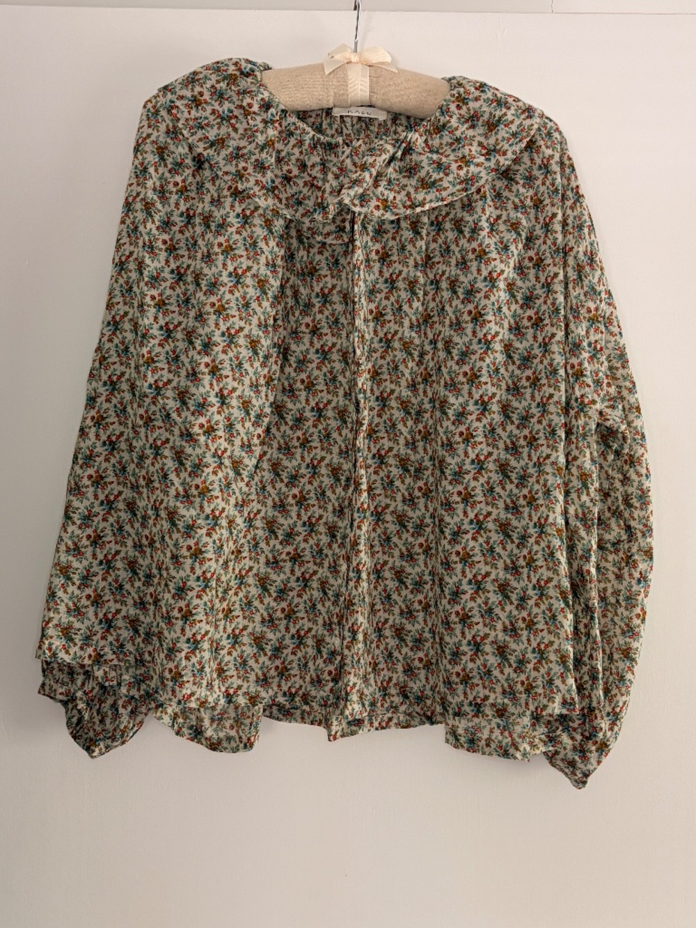Doen Ruffle Blouse